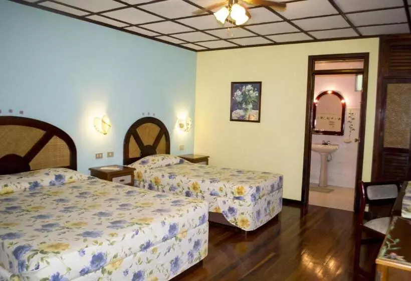 Lands In Love Hotel And Resort