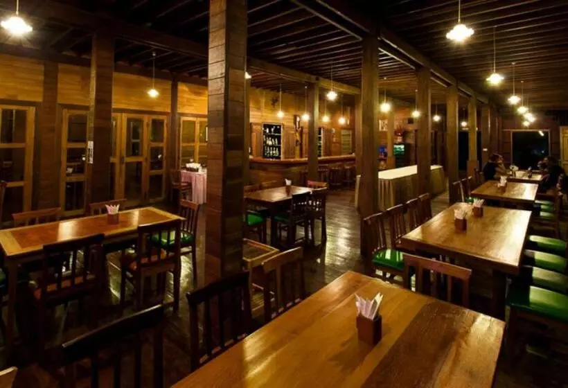 ホテル Riverhouse Resort