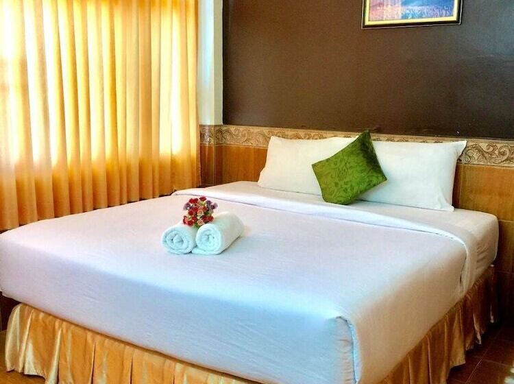 Hotel Suriwong Chumphon