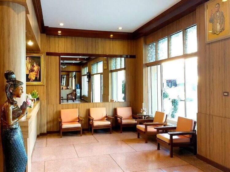 Hotel Suriwong Chumphon