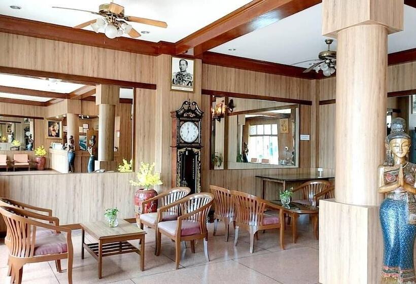 Hotel Suriwong Chumphon