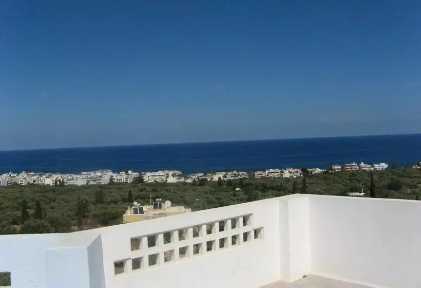 Romantica Hotel Apartments