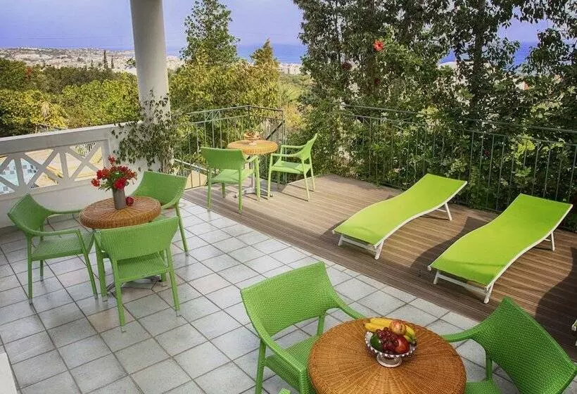 Romantica Hotel Apartments