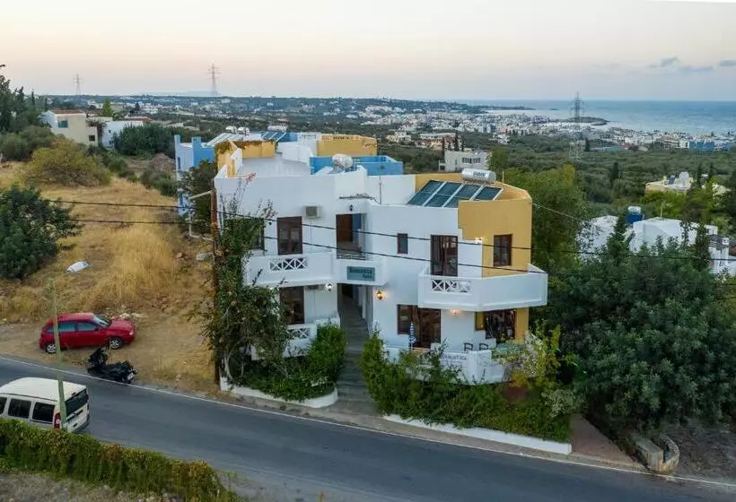 Romantica Hotel Apartments