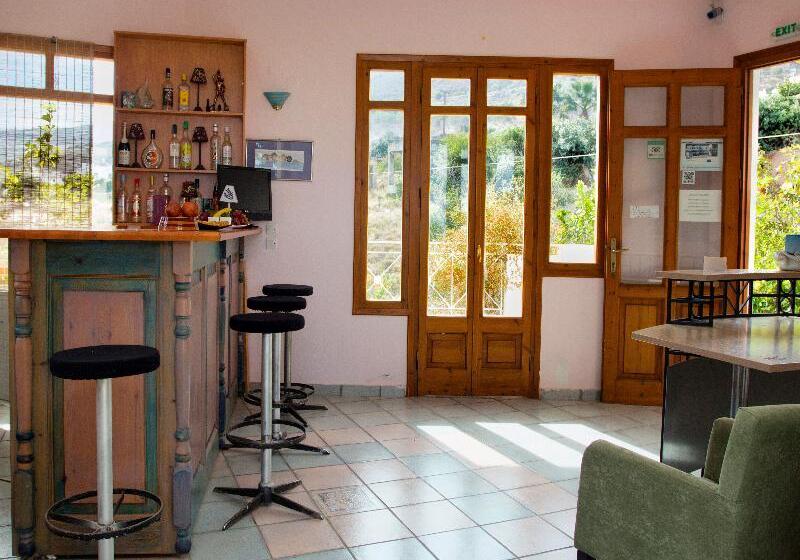 Romantica Hotel Apartments