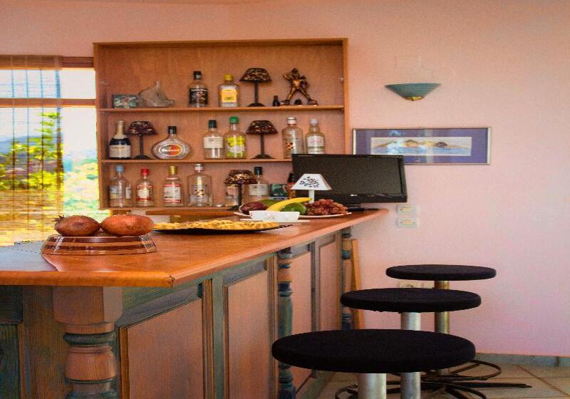 Romantica Hotel Apartments