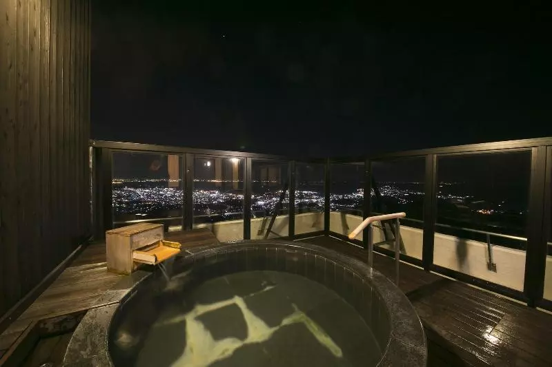 住宿加早餐 Tennomaru