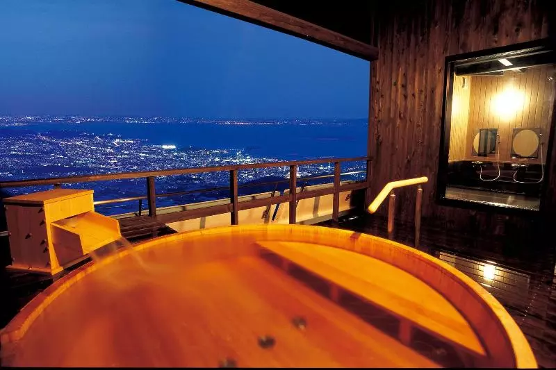 住宿加早餐 Tennomaru