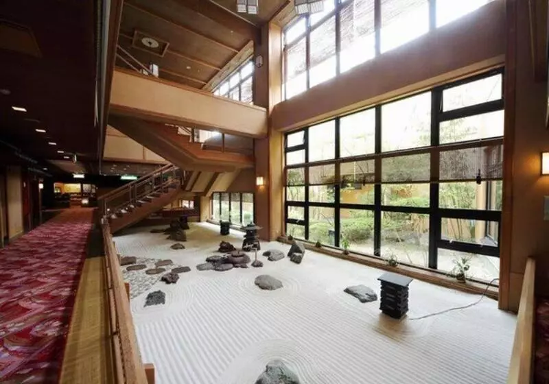 هتل Chikuba Shinyotei