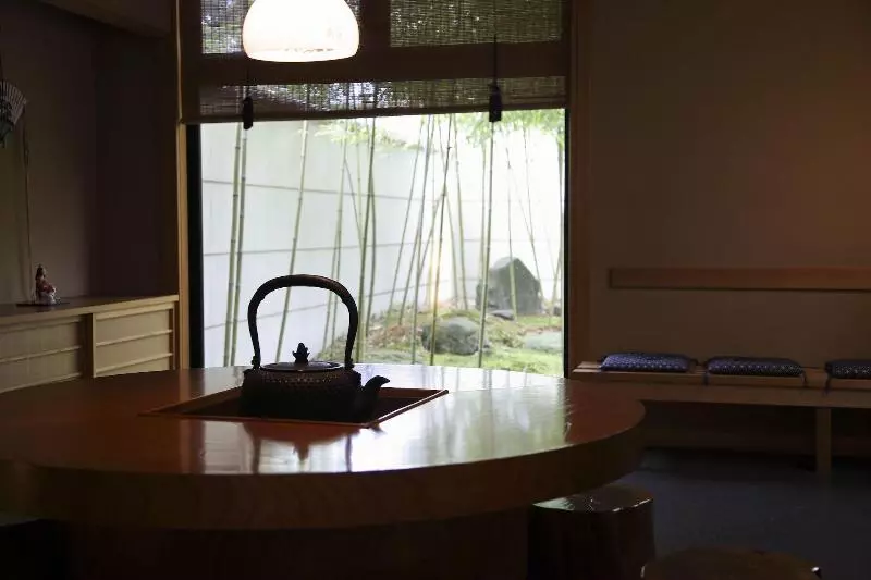 هتل Chikuba Shinyotei