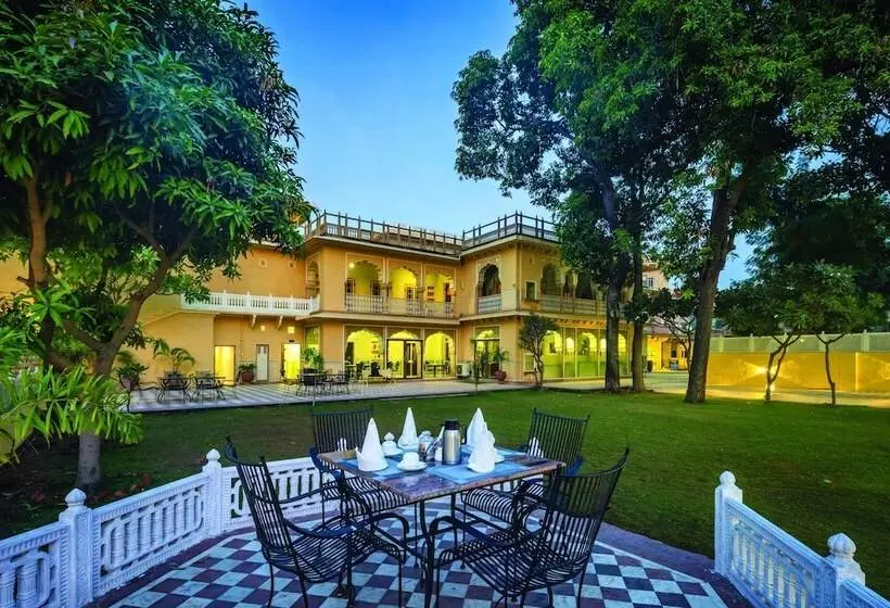 Hotel Chomu Palace, Jaipur