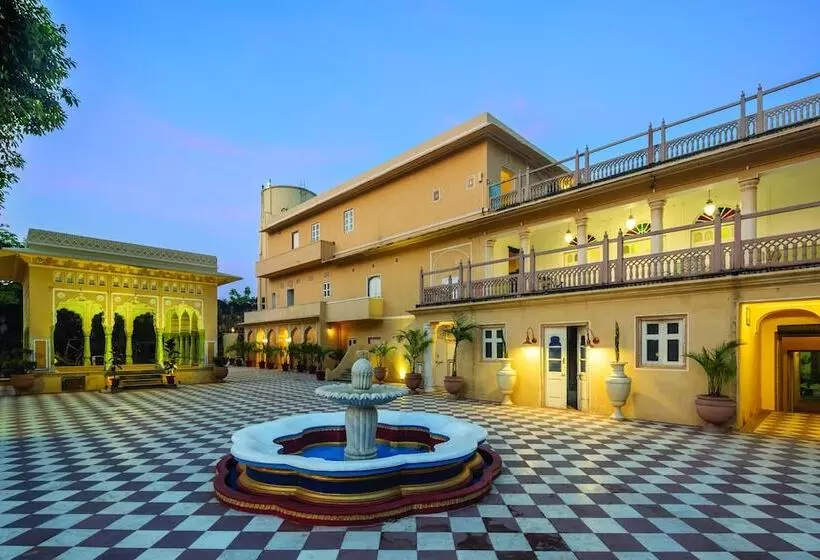 Hotel Chomu Palace, Jaipur