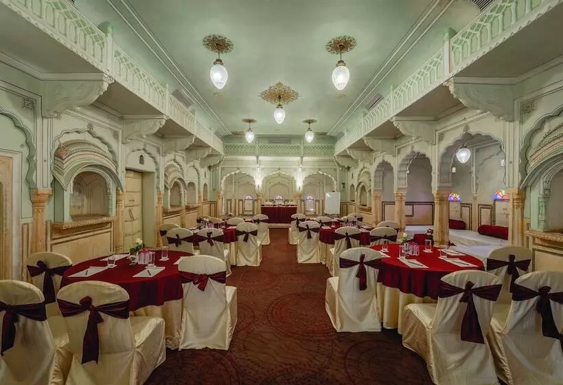 Hotel Chomu Palace, Jaipur