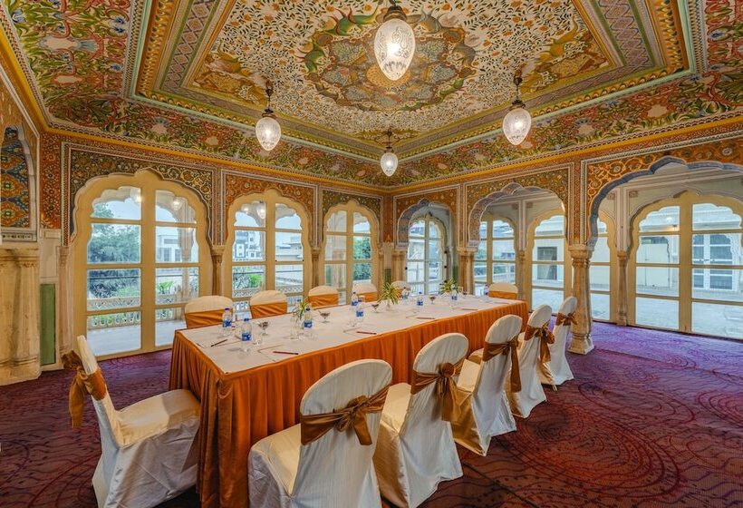 בית מלון כפרי Chomu Palace, Jaipur