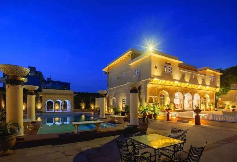 Hotel Chomu Palace, Jaipur