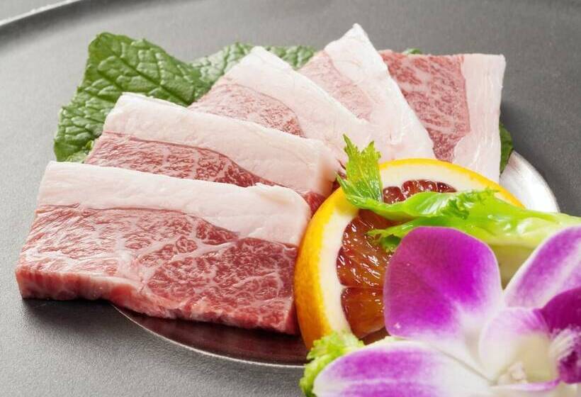 Hotel Dogo Onsen Yachiyo 道後温泉八千代