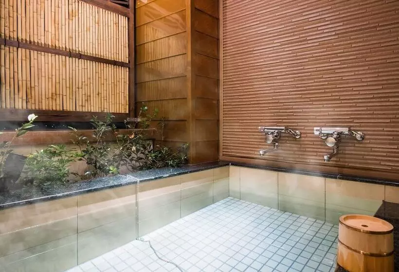 호텔 Dogo Onsen Yachiyo 道後温泉八千代