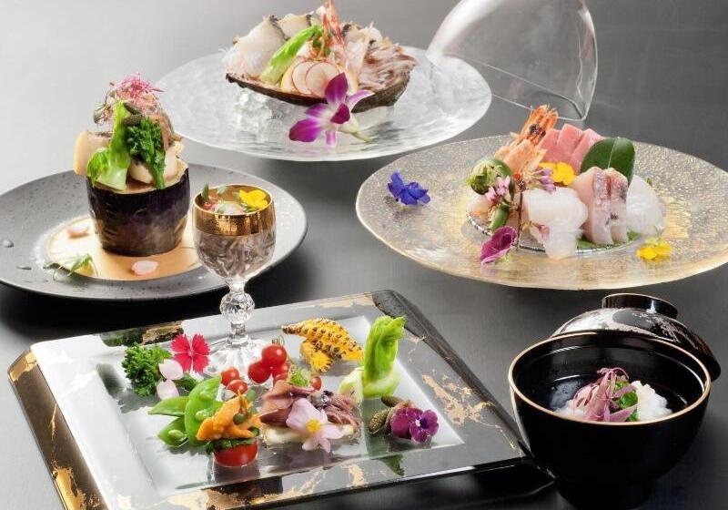 Hotel Dogo Onsen Yachiyo 道後温泉八千代