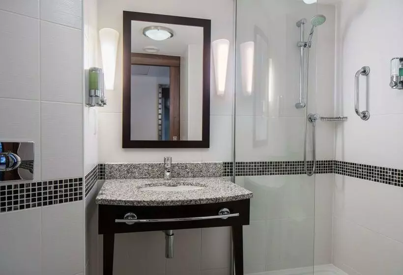 Hotel Hampton By Hilton Birmingham Broad Street