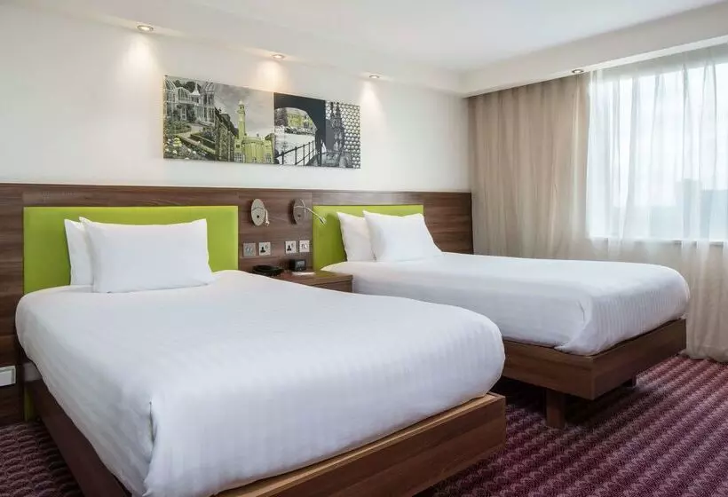 Hotel Hampton By Hilton Birmingham Broad Street