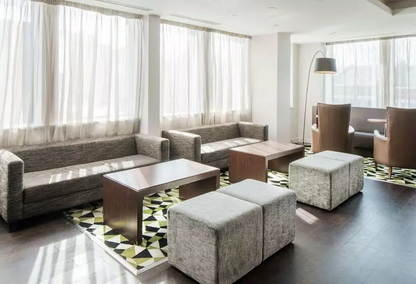 Hotel Hampton By Hilton Birmingham Broad Street