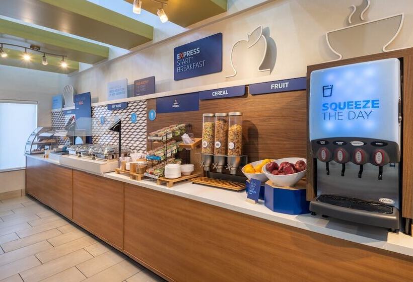 ホテル Holiday Inn Express Corydon, An Ihg