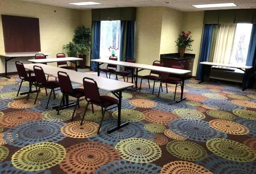 호텔 Holiday Inn Express Lapeer, An Ihg