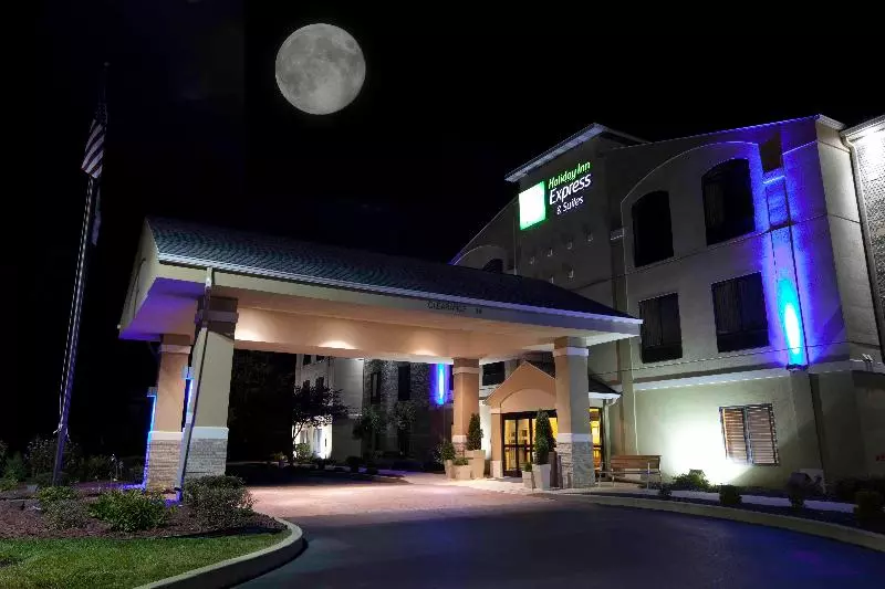 호텔 Holiday Inn Express Plymouth, An Ihg