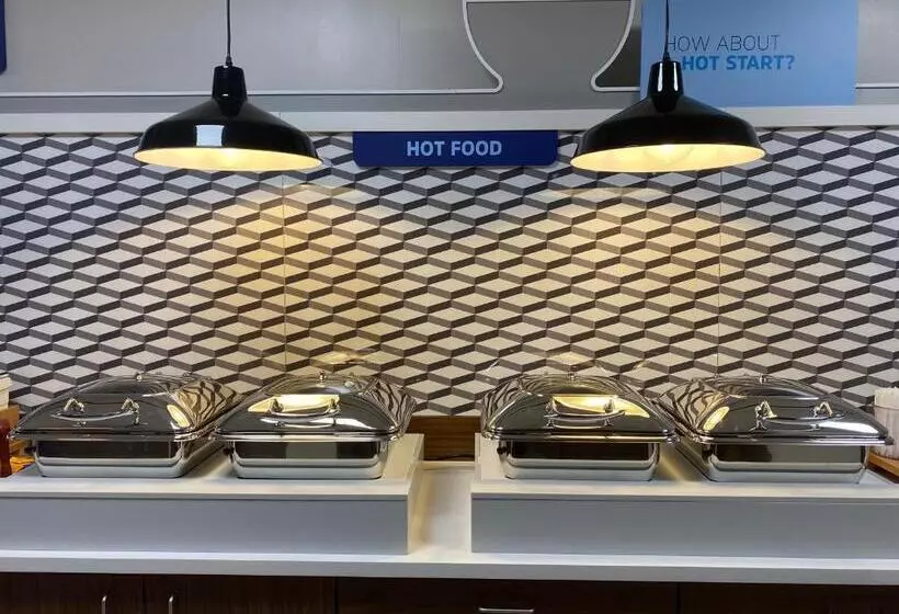 호텔 Holiday Inn Express Plymouth, An Ihg