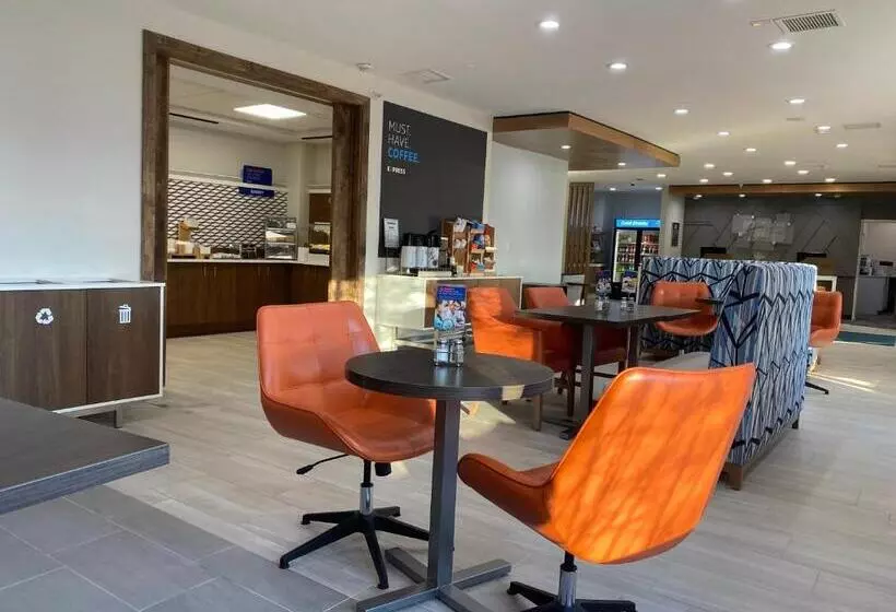 호텔 Holiday Inn Express Plymouth, An Ihg