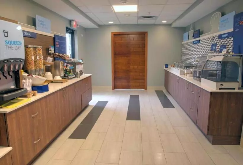 ホテル Holiday Inn Express Rochelle, An Ihg