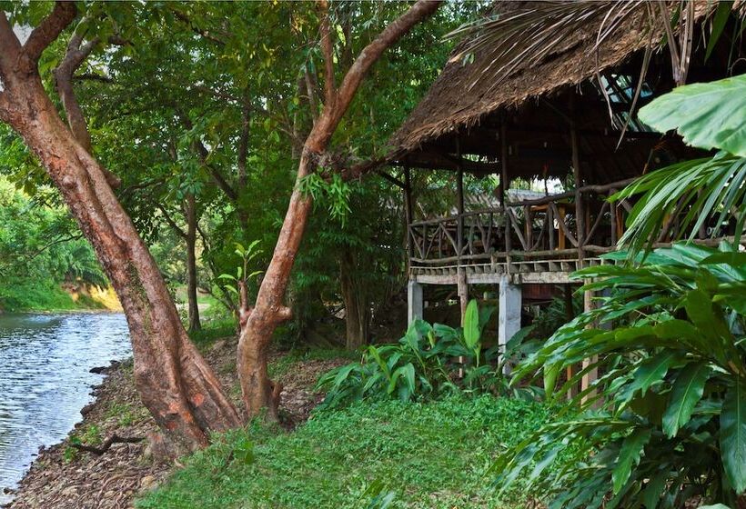 Отель Khao Sok Riverside Cottages