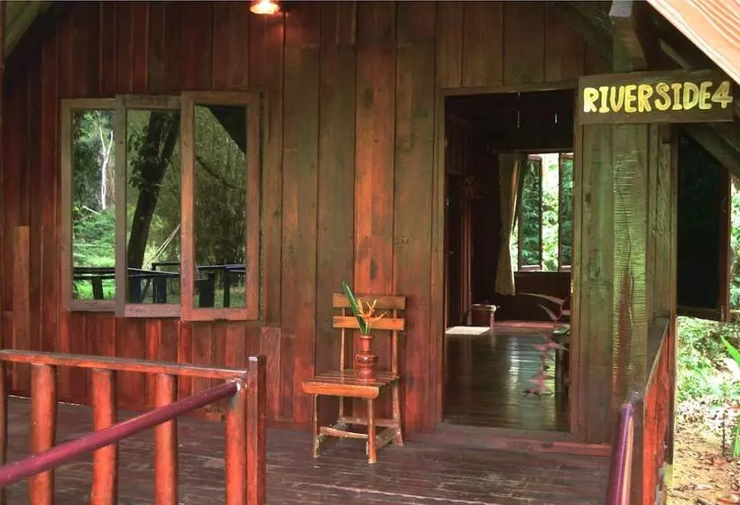 호텔 Khao Sok Riverside Cottages