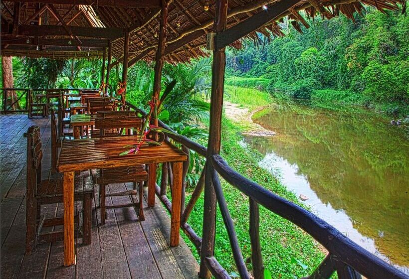 Отель Khao Sok Riverside Cottages