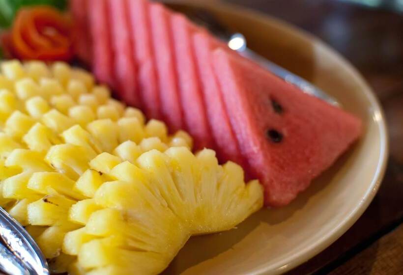 Отель Khao Sok Riverside Cottages