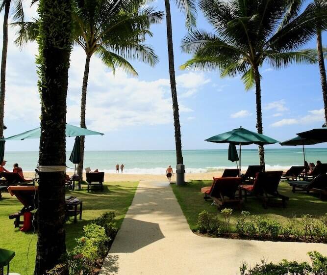 בית מלון כפרי Khaolak Bayfront Resort