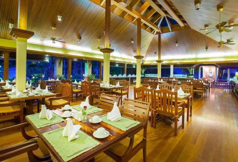 Hotel Khaolak Bayfront Resort