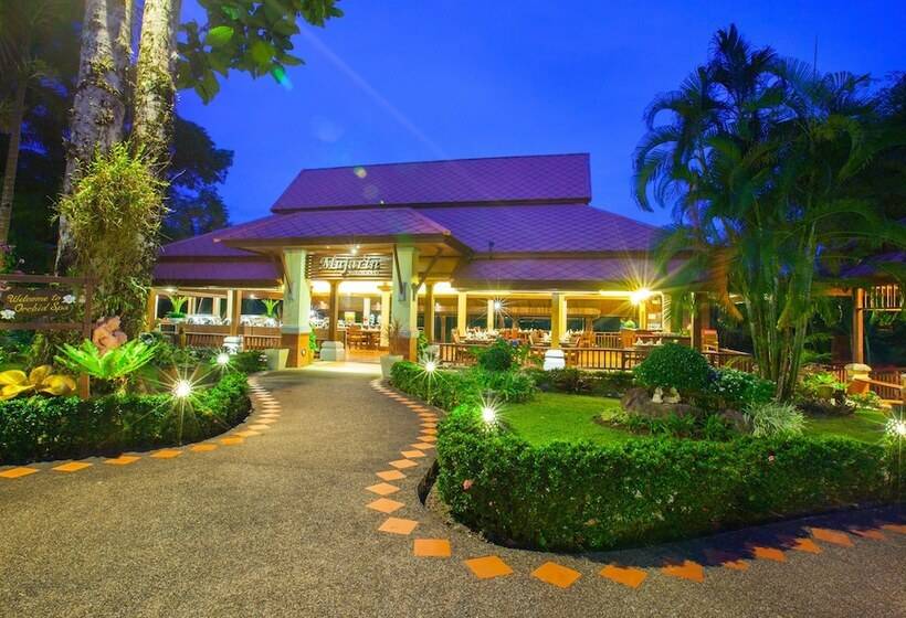 בית מלון כפרי Khaolak Bayfront Resort