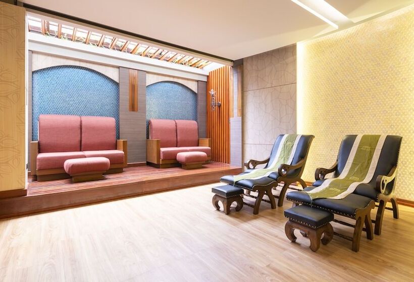 בית מלון כפרי Khaolak Bayfront Resort