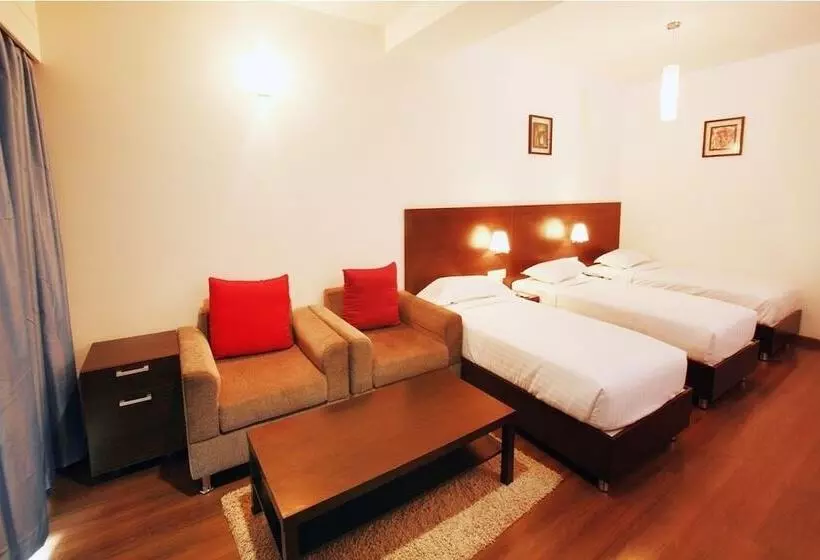 בית מלון כפרי Le Royale Residency