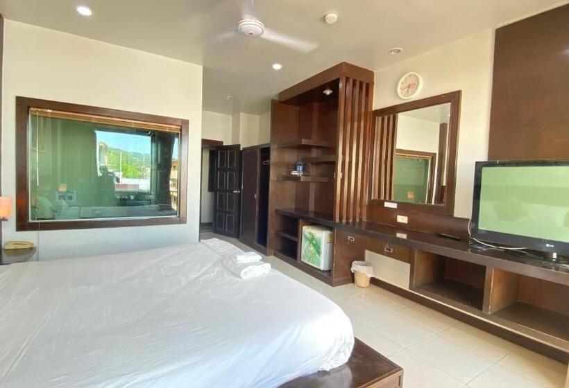 هتل Sm Patong Resort