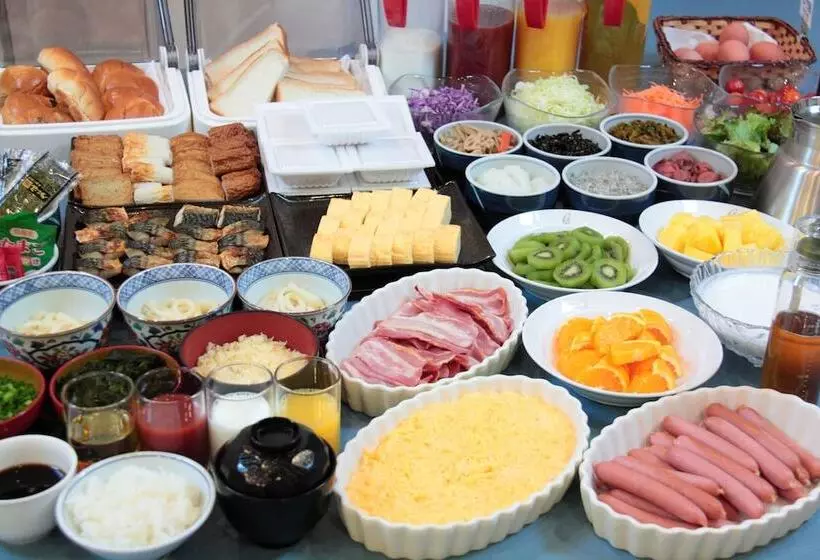 Отель Takamatsu Century