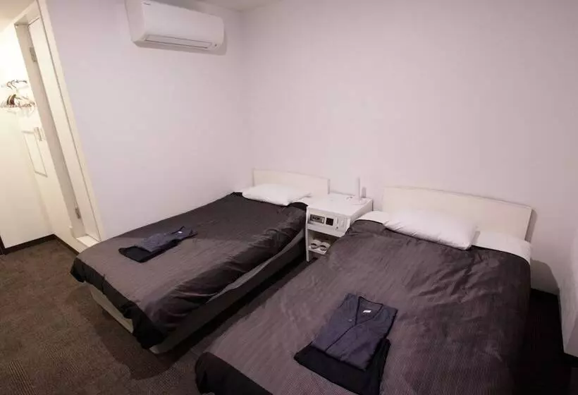 Отель Takamatsu Century