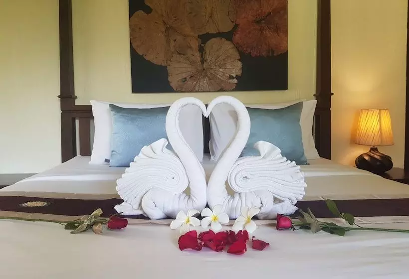 Hotelli Cher Ville Boutique Resort