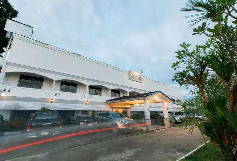 Отель The Mercy