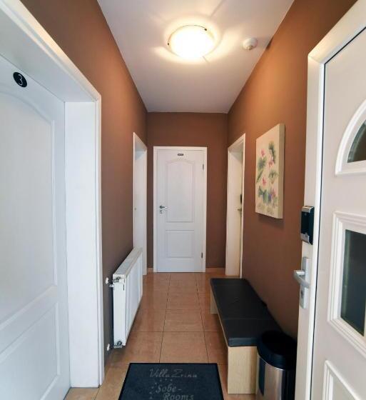 בית מלון כפרי Villa Zrina