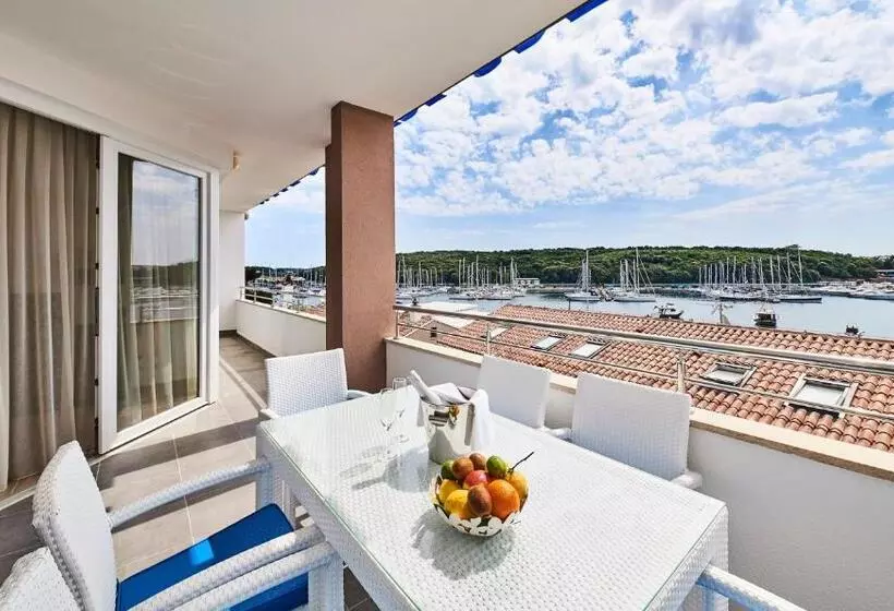 Ribarska Koliba Resort