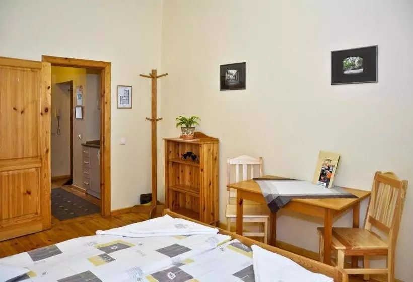 تختخواب و صبحانه Litinterp Guesthouse Vilnius