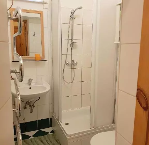 تختخواب و صبحانه Litinterp Guesthouse Vilnius