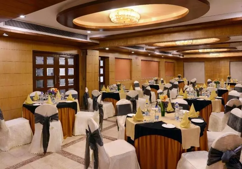 호텔 Clarks Inn Airport, Hubli